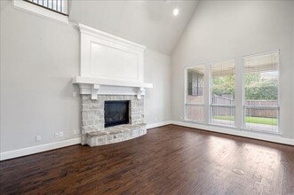 1105 Damsel Caitlyn Dr in Lewisville, TX - Building Photo - Building Photo