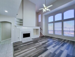 1310 Matson Manor Ct in Spring, TX - Building Photo - Building Photo