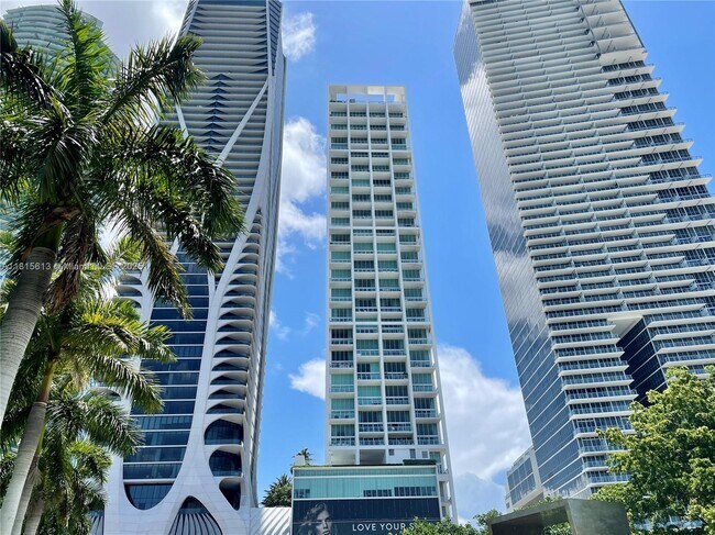 property at 1040 Biscayne Blvd