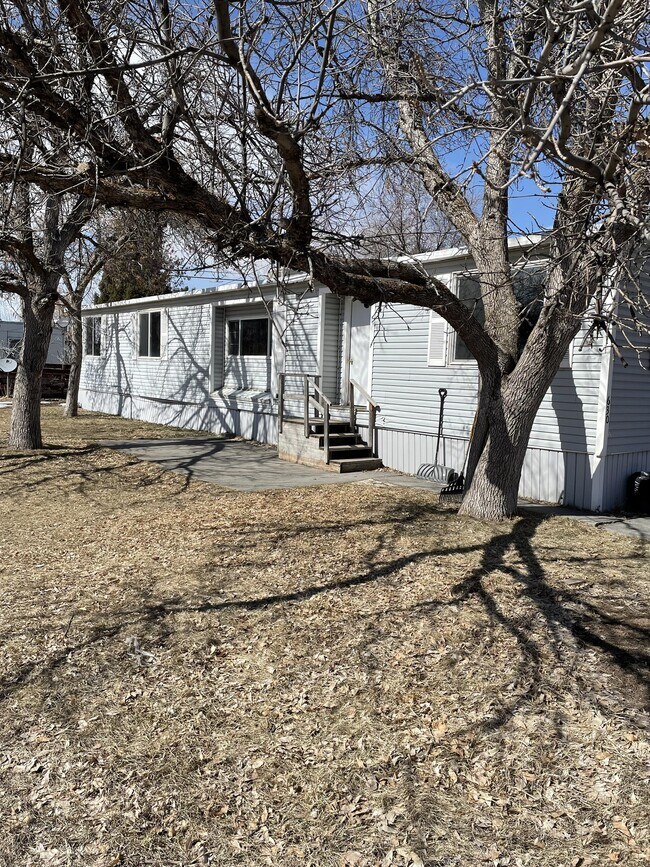 630 N Adam Dr in Idaho Falls, ID - Building Photo - Building Photo