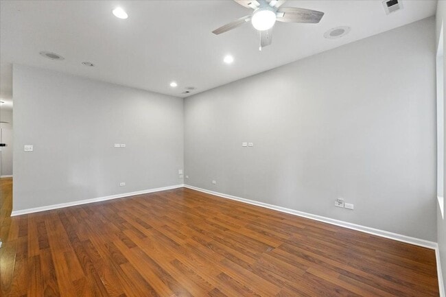 property at 7717 N Marshfield Ave