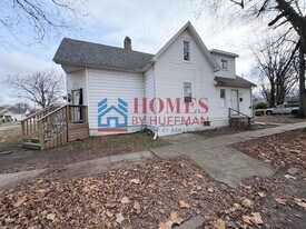 701 Jackson Ave in Evansville, IN - Building Photo