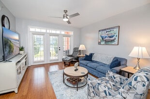 235 Atlantis Cir, Unit B104 in St. Augustine, FL - Building Photo