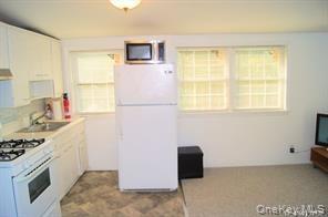 11 Cortelyou St W in Huntington Station, NY - Building Photo