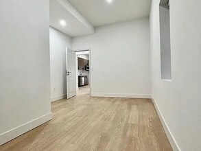 3215 S Racine Ave in Chicago, IL - Building Photo - Building Photo