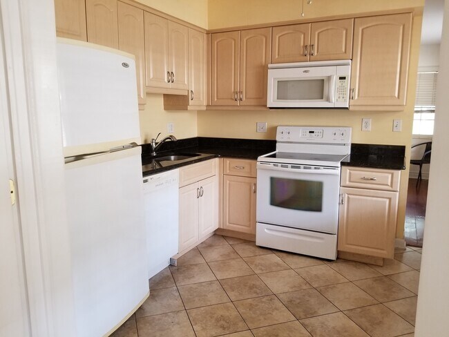 5220 11th Ave N in St. Petersburg, FL - Building Photo - Building Photo