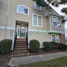 3023 Bay Shore Ln in Suffolk, VA - Building Photo - Building Photo