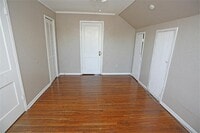 5604 Chaucer Dr photo'