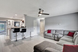 2359 Holly Ln in West Palm Beach, FL - Building Photo - Building Photo