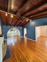 1247 Alton Rd in Miami Beach, FL - Building Photo - Building Photo