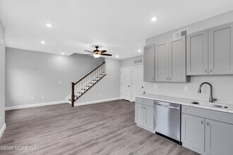 245 Parker Ave in Manasquan, NJ - Building Photo - Building Photo