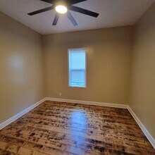 1144 Woodlawn Ave in Indianapolis, IN - Building Photo - Building Photo