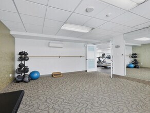 Grosvenor Estates in London, ON - Building Photo - Building Photo