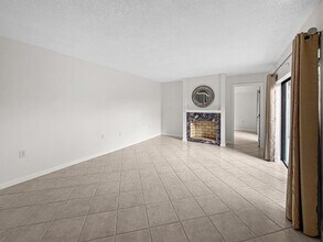 306 3rd Ln in Palm Beach Gardens, FL - Building Photo - Building Photo