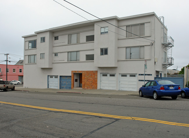 3760 Noriega St in San Francisco, CA - Building Photo - Building Photo