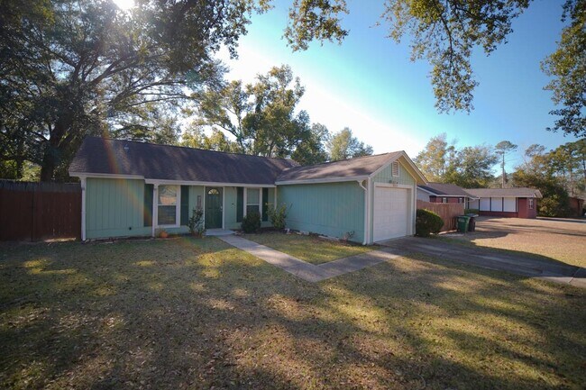 8609 Kingston Ct in Tallahassee, FL - Building Photo - Building Photo
