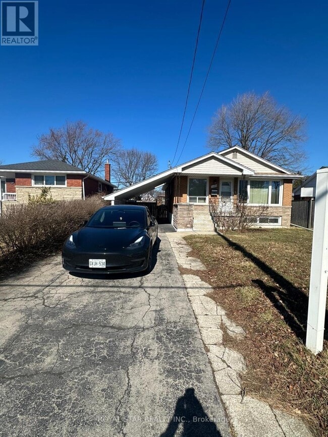 property at 1109 Mohawk Rd E