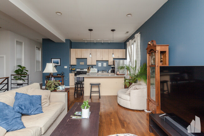 2209 W Race Ave, Unit 3