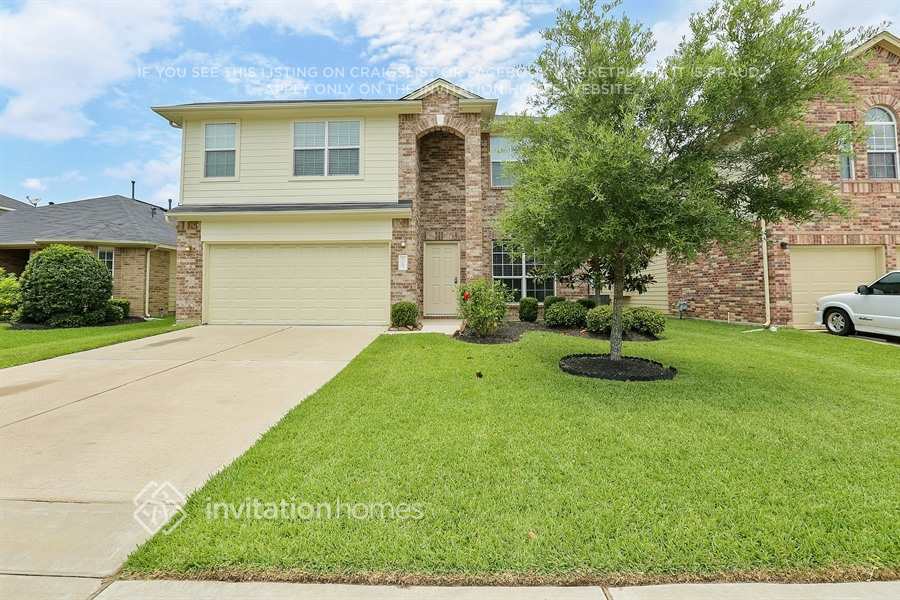 15602 Forest Creek Farms Dr in Cypress, TX - Building Photo