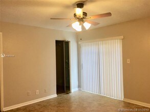 5825 Swordfish Ct-Unit -D in Tamarac, FL - Building Photo - Building Photo