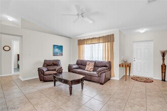 2131 24th Ave NE in Naples, FL - Building Photo - Building Photo