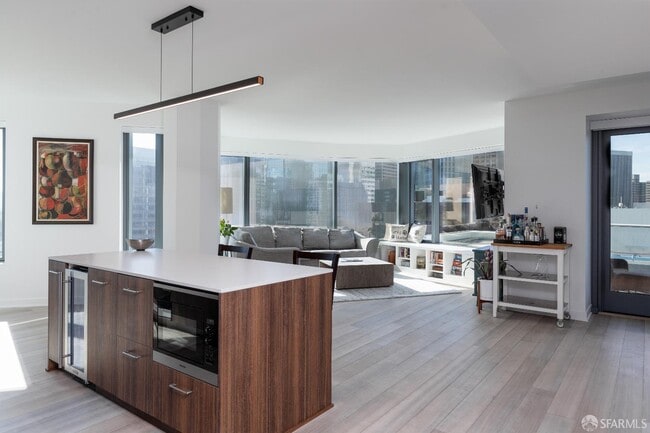 property at 280 Spear St