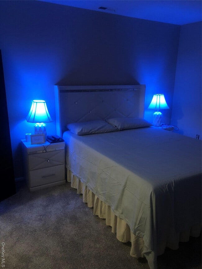 31 Moore Ln in Washingtonville, NY - Building Photo - Building Photo