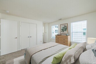 Magruder Run in Hampton, VA - Building Photo - Building Photo