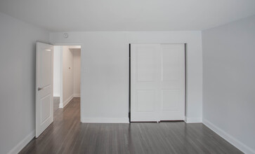 Andorra Point in Philadelphia, PA - Building Photo - Interior Photo