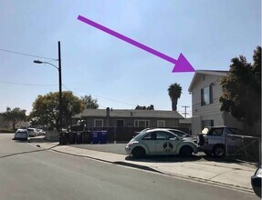 4068 Oakcrest Dr, Unit 1 in San Diego, CA - Foto de edificio - Building Photo