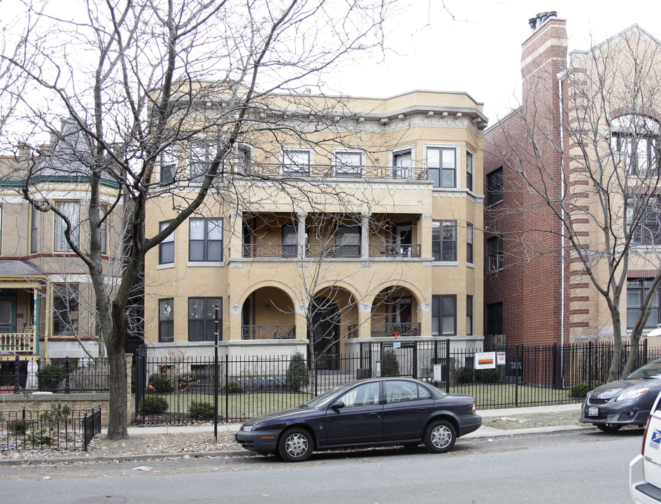 4109 N Kenmore Ave in Chicago, IL - Foto de edificio