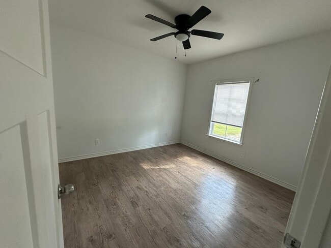 107 Cook St in Arp, TX - Building Photo - Building Photo