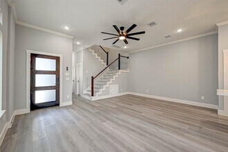 7118 St Augustine St in Houston, TX - Building Photo - Building Photo