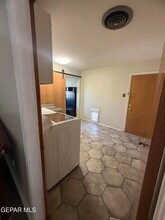 3437 Kirkwall St in El Paso, TX - Building Photo - Building Photo