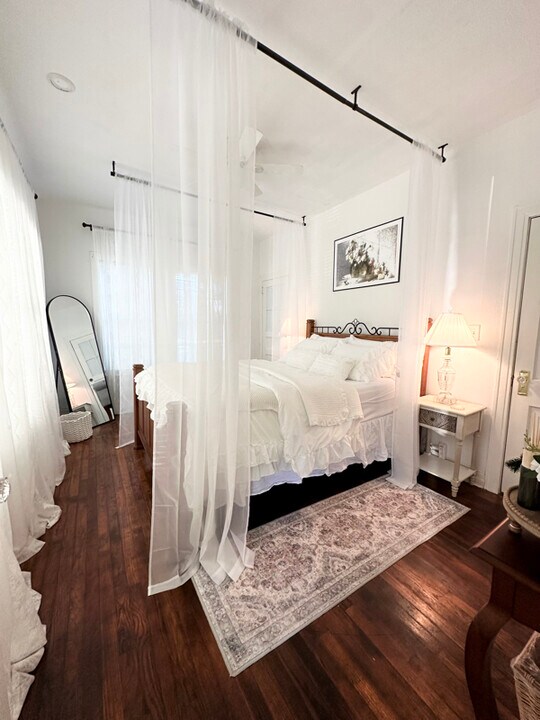 417 S Prairieville St in Athens, TX - Foto de edificio