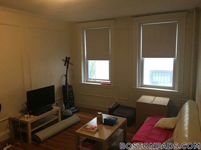 property at 4-8 Vinal St