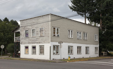 701 S Tower Ave in Centralia, WA - Building Photo - Building Photo