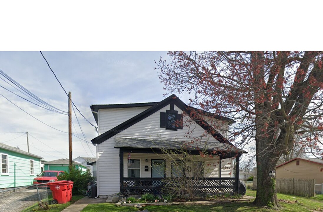 226-228 S Oak St in London, OH - Building Photo