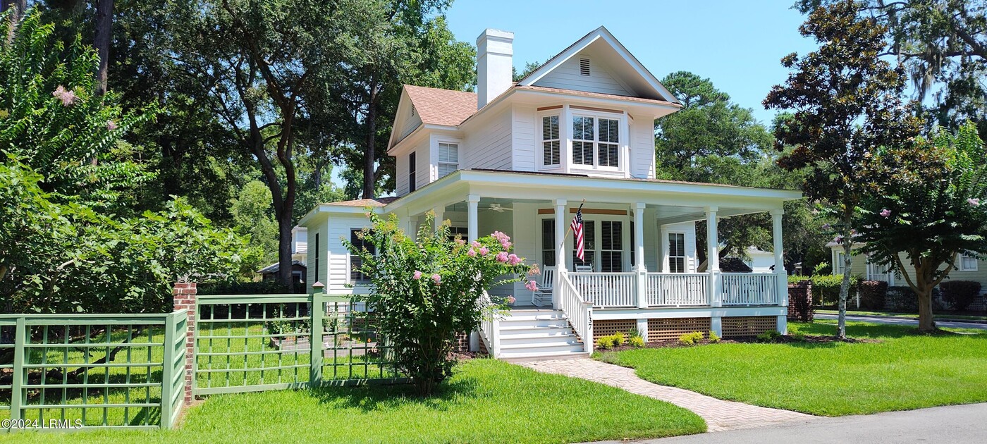 137 Collin Campbell in Beaufort, SC - Foto de edificio