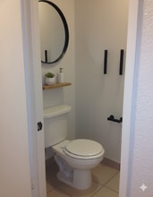 2423 Poplar St SE, Unit 2423 in Auburn, WA - Building Photo - Building Photo