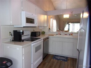 470 Siesta Terrace in Inverness, FL - Building Photo - Building Photo