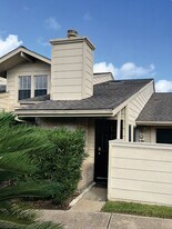 13014 Leader St in Houston, TX - Building Photo