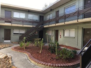 1849 Richmond Ave-Unit -48 in Houston, TX - Building Photo - Building Photo