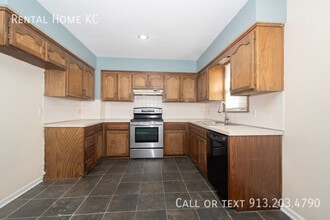 13865 S Alden Ct in Olathe, KS - Building Photo - Building Photo