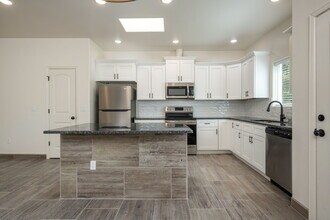 305 Wall Ave in Las Cruces, NM - Building Photo - Building Photo