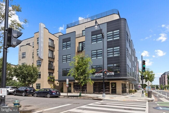 property at 1111 Orren St NE
