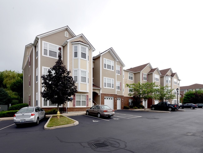 Harbor Village at the Commons