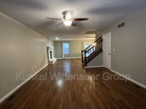 1632 Progress Ln in Belleville, IL - Building Photo - Building Photo