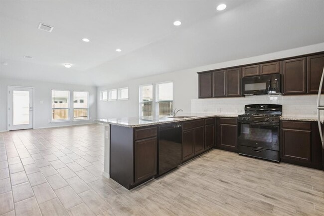124 Trailside Ln in Bastrop, TX - Building Photo - Building Photo