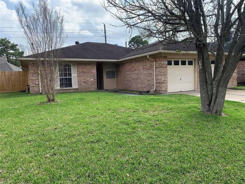 1027 Valley Ranch Dr in Katy, TX - Building Photo